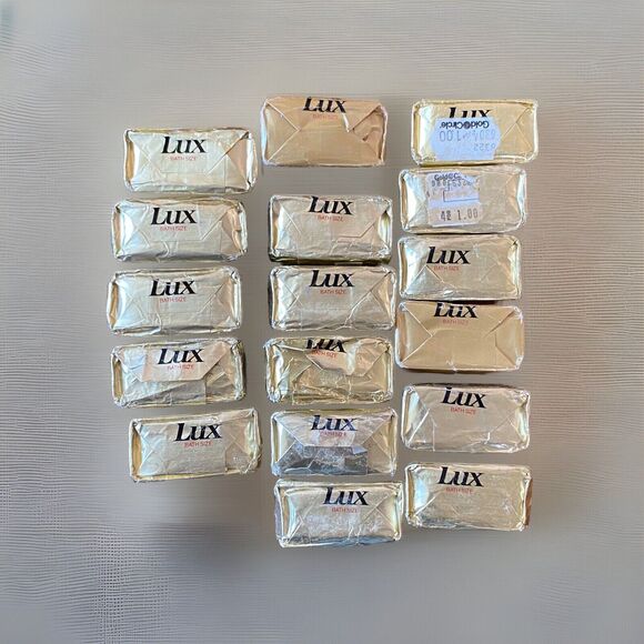 Vtg Famous Lux Beauty Soap Bars 5 oz Gold Foil Advertisement Lot of 17 NOS - Picture 6 of 6